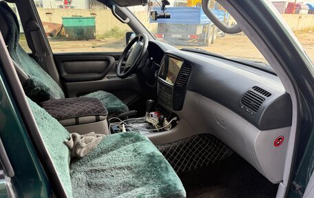 Toyota Land Cruiser 100 рестайлинг 2, 2006 год, 3 199 000 рублей, 7 фотография