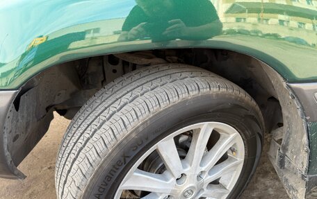 Toyota Land Cruiser 100 рестайлинг 2, 2006 год, 3 199 000 рублей, 12 фотография
