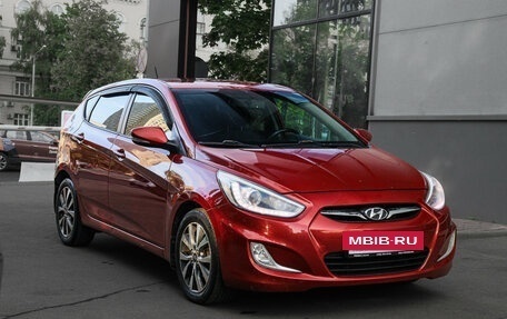 Hyundai Solaris II рестайлинг, 2013 год, 850 000 рублей, 3 фотография