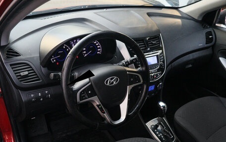 Hyundai Solaris II рестайлинг, 2013 год, 850 000 рублей, 11 фотография