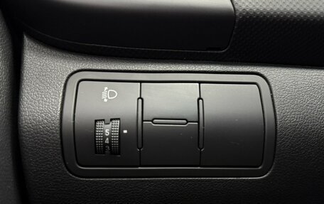 Hyundai Solaris II рестайлинг, 2013 год, 800 000 рублей, 21 фотография