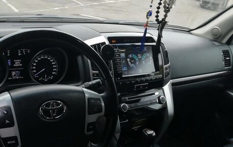 Toyota Land Cruiser 200, 2014 год, 3 995 000 рублей, 15 фотография