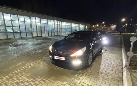 Hyundai Sonata VI, 2011 год, 980 000 рублей, 2 фотография
