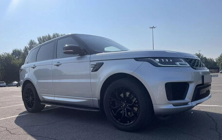Land Rover Range Rover Sport II, 2017 год, 4 400 000 рублей, 3 фотография