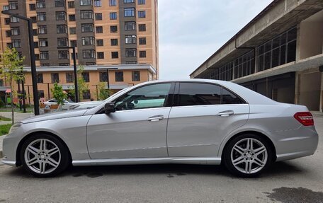 Mercedes-Benz E-Класс, 2011 год, 1 400 000 рублей, 8 фотография