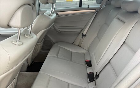 Mercedes-Benz C-Класс, 2004 год, 600 000 рублей, 11 фотография