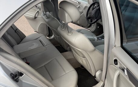Mercedes-Benz C-Класс, 2004 год, 600 000 рублей, 14 фотография