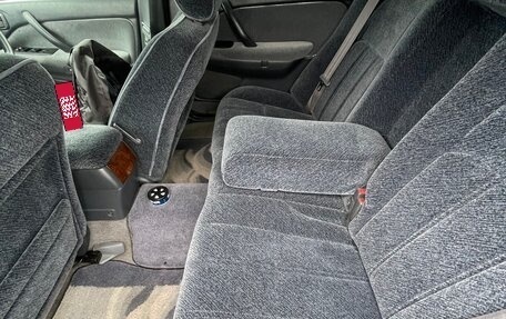 Toyota Crown, 1999 год, 900 000 рублей, 28 фотография