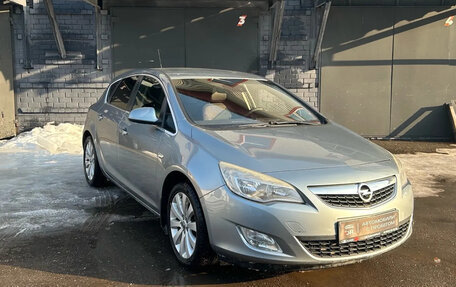 Opel Astra J, 2011 год, 505 000 рублей, 3 фотография