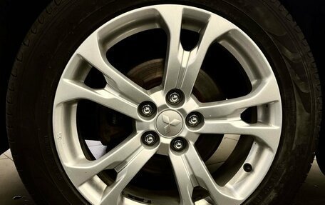 Mitsubishi Outlander III рестайлинг 3, 2012 год, 1 376 000 рублей, 10 фотография