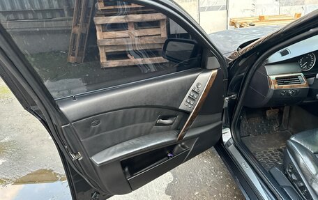 BMW 5 серия, 2006 год, 1 170 000 рублей, 9 фотография