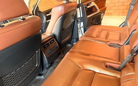Toyota Land Cruiser 200, 2016 год, 5 500 000 рублей, 6 фотография