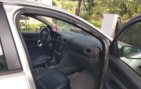 Ford Focus II рестайлинг, 2005 год, 290 000 рублей, 3 фотография