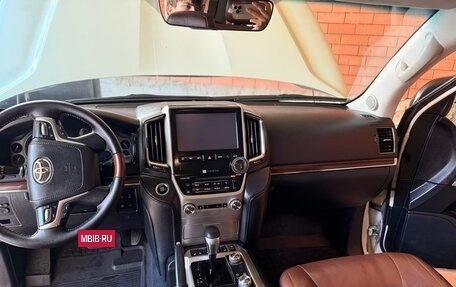 Toyota Land Cruiser 200, 2016 год, 5 500 000 рублей, 8 фотография