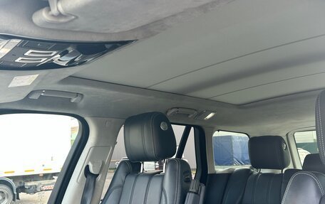 Land Rover Range Rover IV рестайлинг, 2015 год, 4 500 000 рублей, 18 фотография