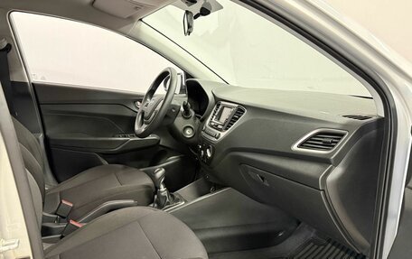 Hyundai Solaris II рестайлинг, 2019 год, 1 370 000 рублей, 9 фотография