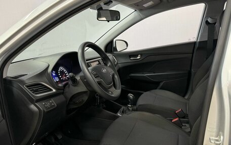 Hyundai Solaris II рестайлинг, 2019 год, 1 370 000 рублей, 11 фотография