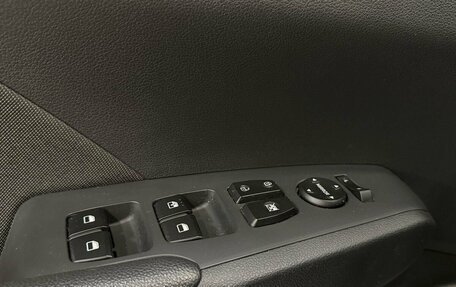Hyundai Solaris II рестайлинг, 2019 год, 1 370 000 рублей, 21 фотография