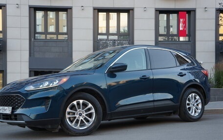 Ford Escape, 2020 год, 1 650 000 рублей, 3 фотография