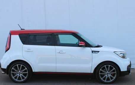 KIA Soul II рестайлинг, 2016 год, 1 370 000 рублей, 8 фотография