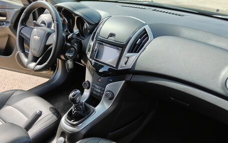 Chevrolet Cruze II, 2013 год, 870 000 рублей, 14 фотография