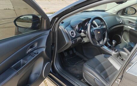 Chevrolet Cruze II, 2013 год, 870 000 рублей, 15 фотография