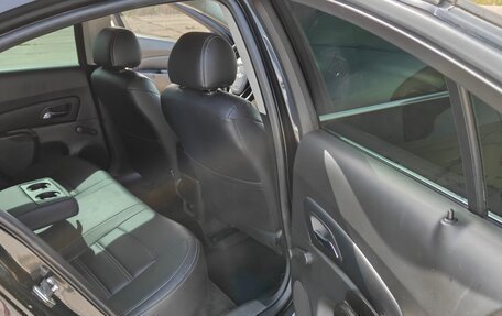 Chevrolet Cruze II, 2013 год, 870 000 рублей, 16 фотография