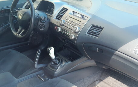 Honda Civic VIII, 2010 год, 930 000 рублей, 4 фотография
