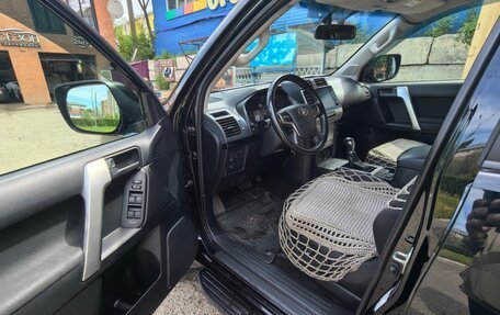Toyota Land Cruiser Prado 150 рестайлинг 2, 2021 год, 5 490 000 рублей, 10 фотография