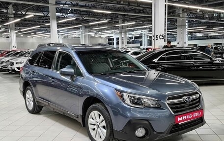 Subaru Outback IV рестайлинг, 2018 год, 2 379 000 рублей, 2 фотография