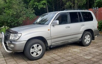 Toyota Land Cruiser 100 рестайлинг 2, 2005 год, 2 300 000 рублей, 1 фотография