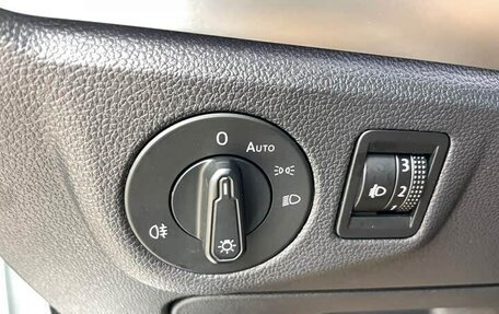 Volkswagen Lavida, 2023 год, 1 490 002 рублей, 8 фотография