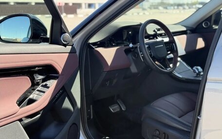 Land Rover Range Rover Evoque II, 2024 год, 5 100 000 рублей, 4 фотография