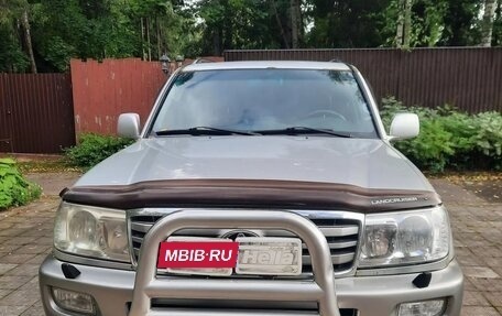 Toyota Land Cruiser 100 рестайлинг 2, 2005 год, 2 300 000 рублей, 4 фотография