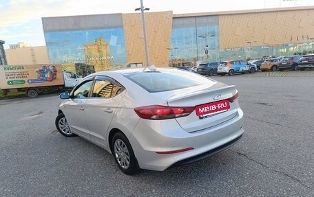 Hyundai Elantra VI рестайлинг, 2016 год, 1 120 000 рублей, 4 фотография