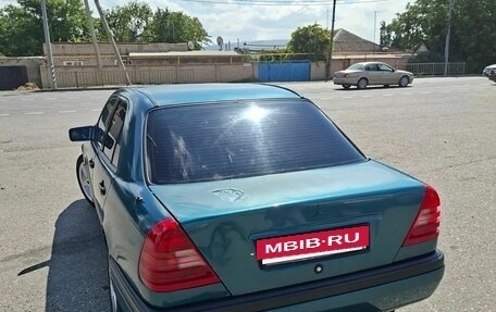 Mercedes-Benz C-Класс, 1995 год, 310 000 рублей, 6 фотография