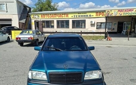 Mercedes-Benz C-Класс, 1995 год, 310 000 рублей, 3 фотография