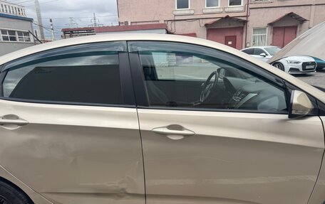 Hyundai Solaris II рестайлинг, 2011 год, 299 999 рублей, 6 фотография