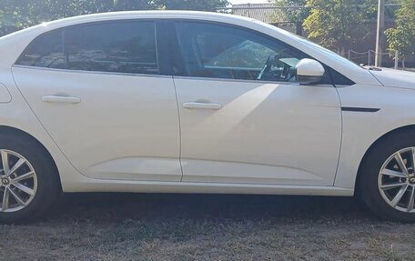 Renault Megane IV, 2018 год, 1 580 000 рублей, 7 фотография