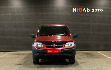 Chevrolet Niva I рестайлинг, 2011 год, 560 000 рублей, 2 фотография