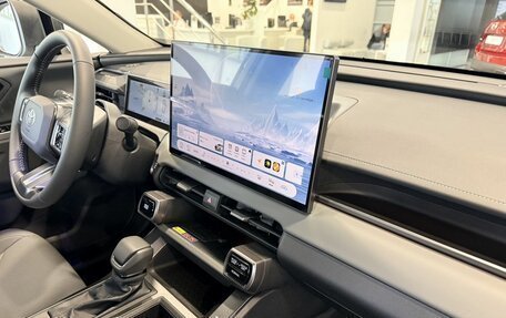 Toyota RAV4, 2026 год, 5 180 000 рублей, 24 фотография