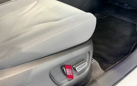 Toyota RAV4, 2026 год, 5 180 000 рублей, 25 фотография