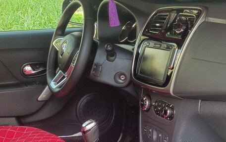 Renault Logan II, 2021 год, 1 400 000 рублей, 6 фотография