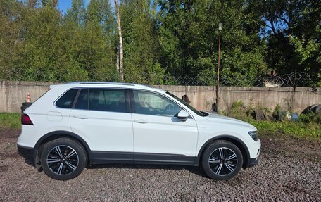 Volkswagen Tiguan II, 2017 год, 2 400 000 рублей, 14 фотография