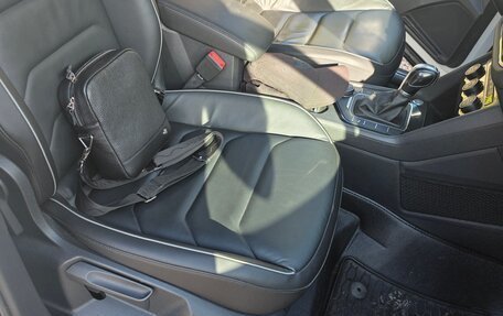 Volkswagen Tiguan II, 2017 год, 2 400 000 рублей, 11 фотография