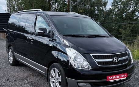 Hyundai Grand Starex Grand Starex I рестайлинг 2, 2013 год, 2 100 000 рублей, 3 фотография