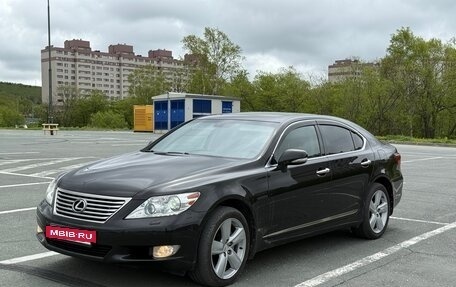 Lexus LS IV, 2010 год, 1 780 000 рублей, 2 фотография
