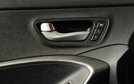 Hyundai Santa Fe III рестайлинг, 2013 год, 1 855 000 рублей, 22 фотография