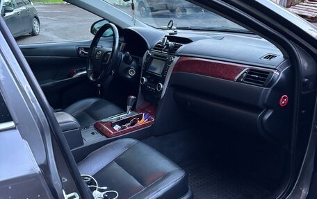 Toyota Camry, 2013 год, 1 400 000 рублей, 10 фотография