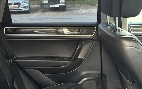 Volkswagen Touareg III, 2011 год, 1 800 000 рублей, 34 фотография